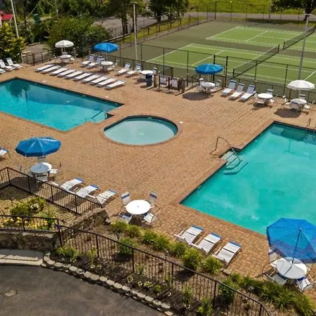 Indoor Pool, Volleyball Beach, Mountain View, Luxury Gatlinburg Exterior photo