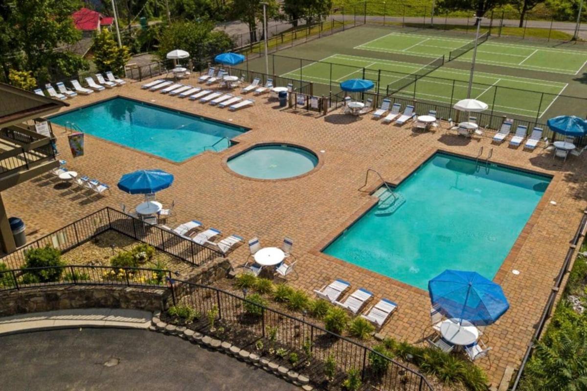 Indoor Pool, Volleyball Beach, Mountain View, Luxury Hébergement de vacances *