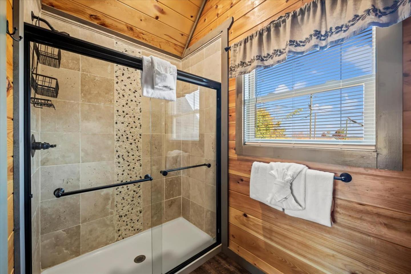 Indoor Pool, Volleyball Beach, Mountain View, Luxury Gatlinburg