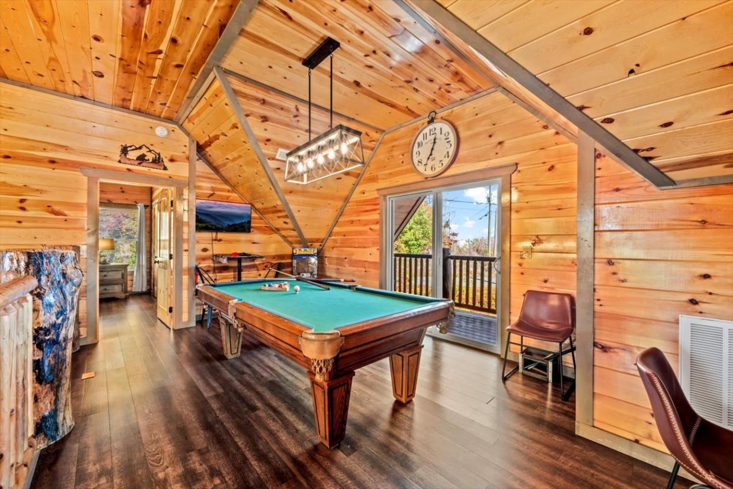 Indoor Pool, Volleyball Beach, Mountain View, Luxury *
