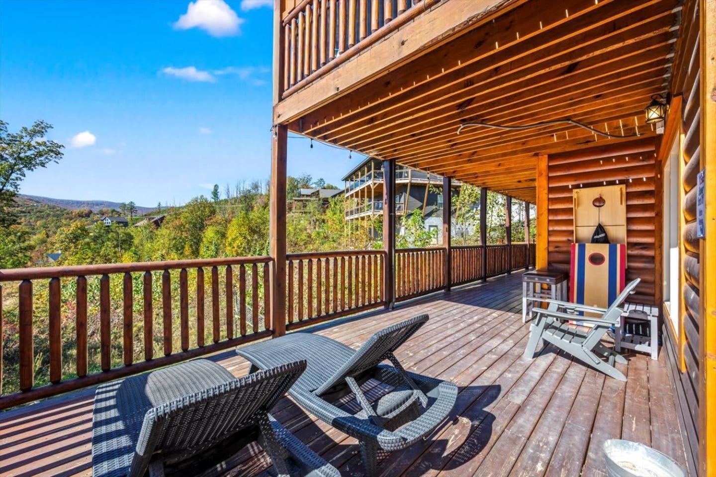 Hébergement de vacances Indoor Pool, Volleyball Beach, Mountain View, Luxury *