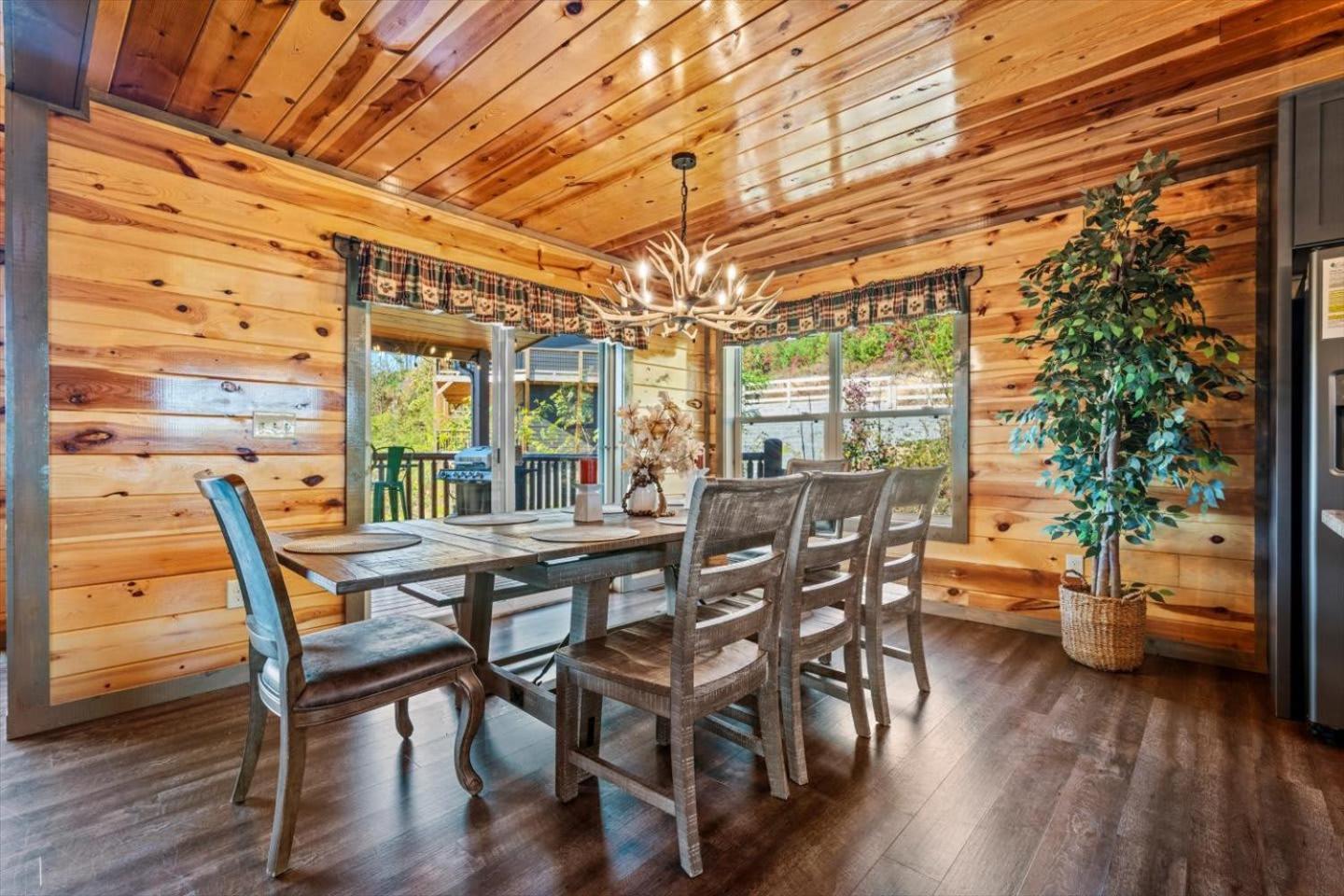 Indoor Pool, Volleyball Beach, Mountain View, Luxury