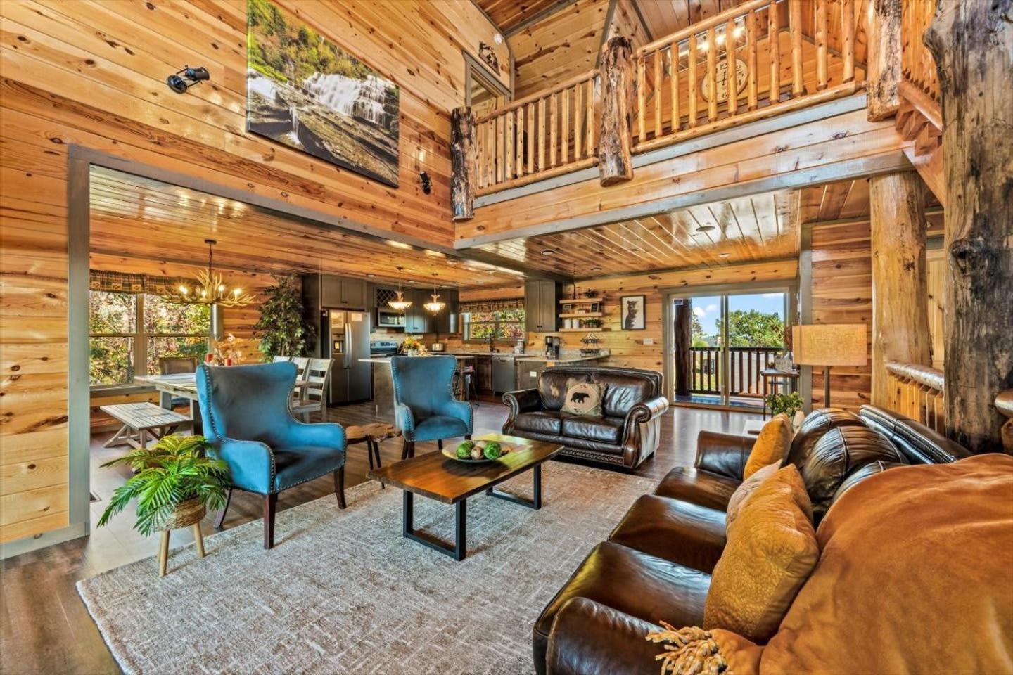 Indoor Pool, Volleyball Beach, Mountain View, Luxury Gatlinburg
